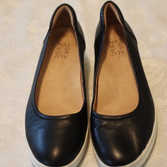 Naturalizer Susan Leather Slip on Wedge Shoe Size 8 Black White - Picture 2 of 12